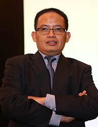 Fetra Syahbana Memimpin Nutanix Indonesia