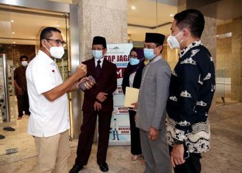Peringati Milad ke-43 Masjid Istiqlal, Yayasan Muslim Sinar Mas Wakafkan Ribuan Mushaf Alquran