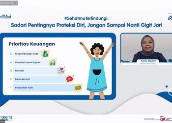 Annisa Steviani, Certified Financial Planner memaparkan lima urutan prioritas mengelola keuangan pada webinar #SehatmuTerlindungi: Sadari Pentingnya Proteksi Diri, Jangan Sampai Nanti Gigit Jari (24/11)