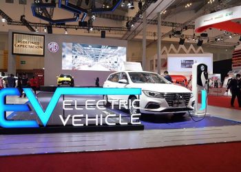 MG 5 EV Mobil Listrik Station Wagon Pertama Jadi Pusat Perhatian Pengunjung GIIAS 2021