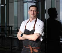 View di Fairmont Jakarta Buka Kembali Dengan Konsep dan Chef Bar