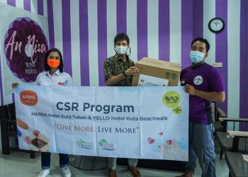 HARRIS Hotel Kuta Tuban & YELLO KutaBeachwalk Bagikan Ribuan Masker untuk Cegah Covid-19