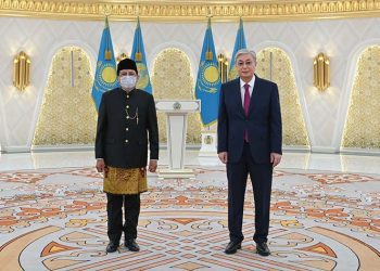 Duta Besar Fadjroel Rachman Menyerahkan Surat Kepercayaan kepada Presiden Republik Kazakhstan