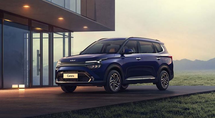 Intip Penampilan KIA Carens, MPV Keluarga 7 Penumpang di Jakarta Auto Week 2022
