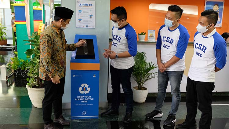 ACC Dukung Program Bank Sampah Karya Unggul