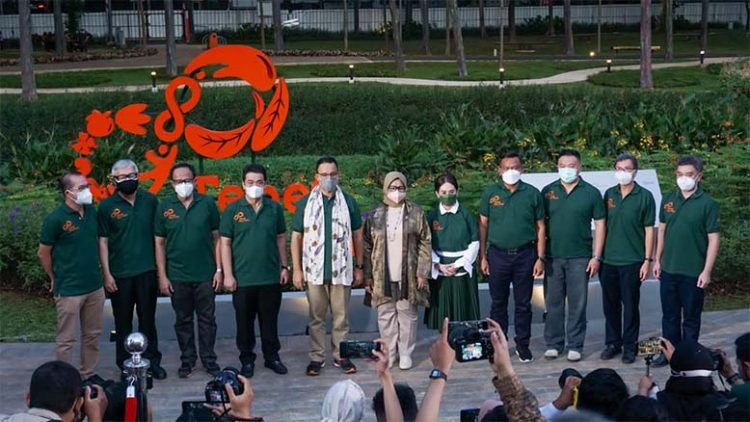 Gubernur Anies Resmi Perkenalkan Tebet Eco Park Kepada Publik Jakarta pada Acara Ngabuburit Bersama Masyarakat