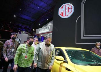 Terpukau dengan Harga MG 5 GT Bapak Airlangga Jadi Teringat dengan MG Rovernya