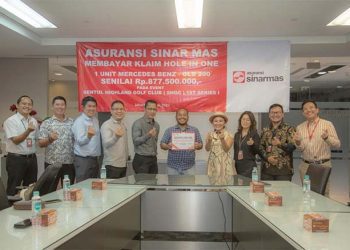 Asuransi Sinar Mas Kembali Bayar Klaim Hole in One Senilai Rp 877.500.000,-
