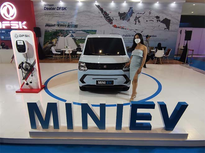 DFSK Bawa Mobil Listrik Mini EV di Ajang PEVS 2022