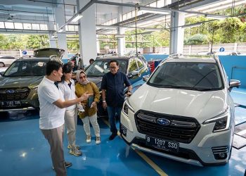 Penyerahan Perdana 10 unit Subaru Forester Kepada Pelanggan Indonesia