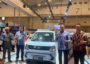 DFSK Tampilkan Jajaran Kendaraan Listrik di Ajang GIIAS 2022