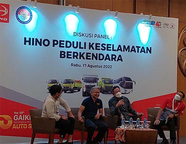 Hino Terus Kampanyekan Keselamatan Berkendara Bagi Pengemudi