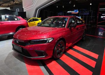 Honda Civic RS Menjadi Mobil Sedan Terfavorit di GIIAS 2022