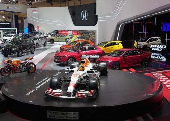 Honda Tampilkan Teknologi Turbo Hybrid Lewat Mobil Balap Formula 1 Red Bull Racing Honda di GIIAS 2022
