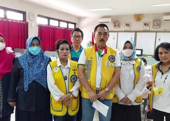 Lions Club Indonesia Distrik 307 A1 Donasikan 1000 Kacamata Bagi Murid SDN Kenari 01 Jakarta
