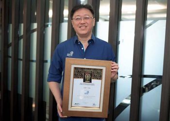 Rudy Chen, President Director Asuransi Astra, Raih Penghargaan Indonesia Financial Top Leader Awards 2022