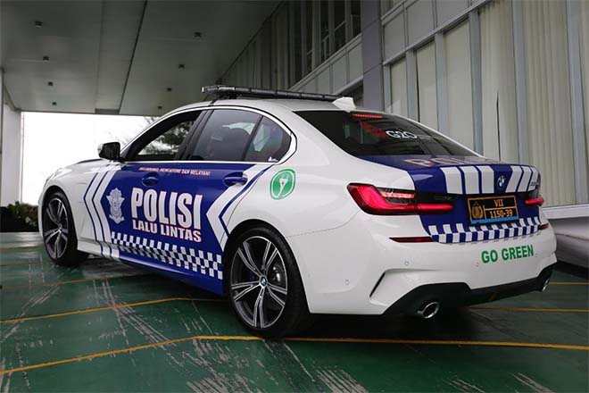 BMW 330e M Sport Kendaraan Resmi Pengawalan Presidensi G20 Indonesia