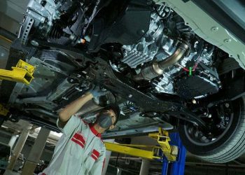 Persiapan Musim Hujan, Auto2000 Berikan Tips Perawatan Shock Breaker Supaya Bekerja Optimal