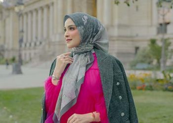 ‘The Parisian Series’ persembahan Emily in Paris dan Buttonscarves Hadir dengan Gaya Chic