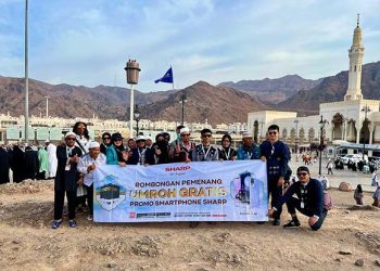 Sharp Indonesia Berangkatkan 24 Pemenang Program Umroh Gratis