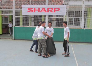 Sharp Bersama SMAN 12 Bandung Lakukan Kegiatan Pelestarian Lingkungan