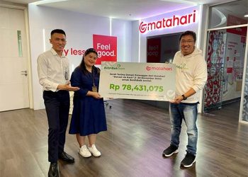 Matahari Serahkan Donasi Pelanggan sebesar Rp 78.431.075 kepada BenihBaik.com