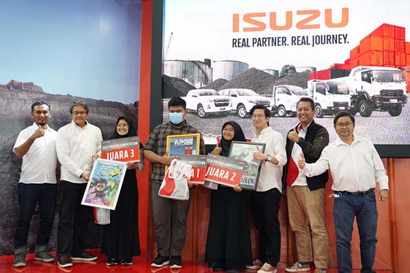 GJAW 2023: Khansa Yuenna, Penderita Tuna Rungu Meraih Juara 3 Lomba Kompetisi Poster Tingkat Nasional dari Isuzu