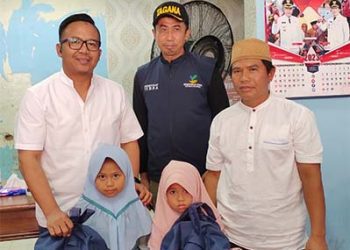 Asuransi Astra bersama Kemensos Salurkan Dana Pendidikan Kepada Anak Korban Tragedi Kanjuruhan