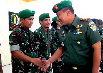 Dandim Kodim 0602/Serang Beserta 56 Anggota Kodim 0602/Serang Menerima Kenaikan Pangkat Periode April 2023