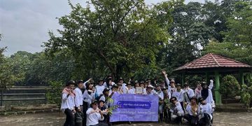 Aksi Hijau untuk Langit Biru dari Oriflame Indonesia