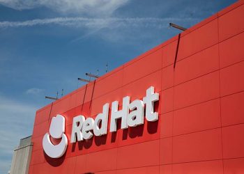 Red Hat Memperkenalkan Ansible Lightspeed untuk Otomatisasi IT Berbasis AI