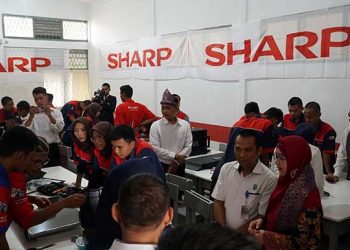 Sharp Tingkatkan Daya Serap Tenaga Kerja Lulusan SMK Melalui Program Sharp Class