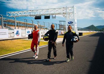 Rekor S-AWD diuji bersama 3 pembalap profesional dan dua model Subaru WRX