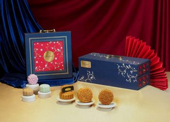 Merayakan Festival Pertengahan Musim Gugur, Fairmont Jakarta Hadirkan Kue Bulan