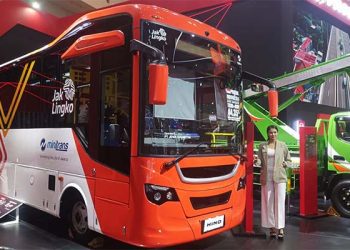 Pertama Buatan APM, HINO Memperkenalkan Bus 4×4 di GIIAS 2023