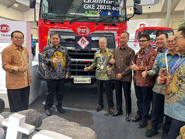 UD Trucks Merayakan 10 Tahun Quester: Satu Dekade Kemajuan dalam Industri Kendaraan Komersial