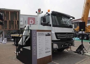 DCVI Perkenalkan Actros dan Axor Baru untuk Industri Tambang Indonesia