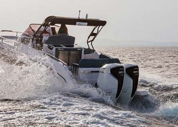 Pertama Kali di Dunia, Honda Marine Meluncurkan Mesin Berperforma Tinggi V8 di Genoa Boat Show 2023