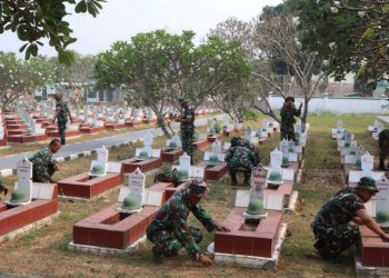 Kodim 0602/Serang Gelar Karya Bakti Pembersihan TMP Menyambut HUT TNI Ke 78 Tahun 2023