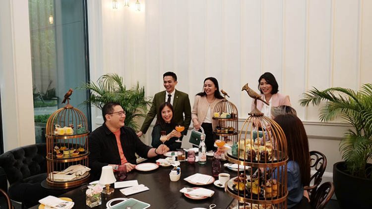 The Langham Jakarta Berkolaborasi Dengan Bvlgari Meluncurkan Afternoon Tea Serpenti yang Eksklusif