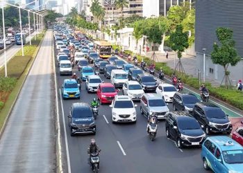 Intip Tips Auto2000 Mengemudi Aman Supaya Tidak Bermasalah di Jalur Contraflow