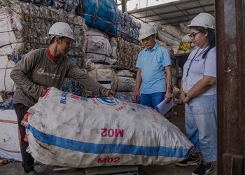 ESTA Corporation dan Plastic Bank Meneruskan Kerjasamanya untuk Mencegah Pencemaran Lingkungan