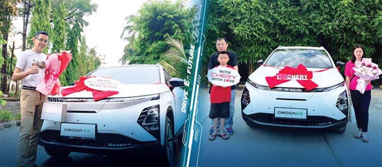 Chery Serahkan 300 Unit Perdana Chery OMODA E5 kepada Konsumen