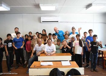 Chery dan UNICEF Kunjungi Program Pendidikan Anak Terdampak Gempa di Turki