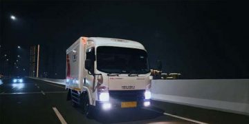Isuzu ELF NLR, Spesifikasi Terbaik untuk Kendaraan Niaga Logistik