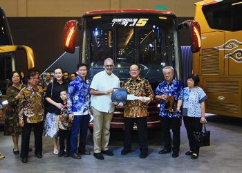 Mercedes-Benz Bus 0500RSD 2445 Pertama di Asia Hadir di Indonesia pada Perhelatan GIIAS 2024