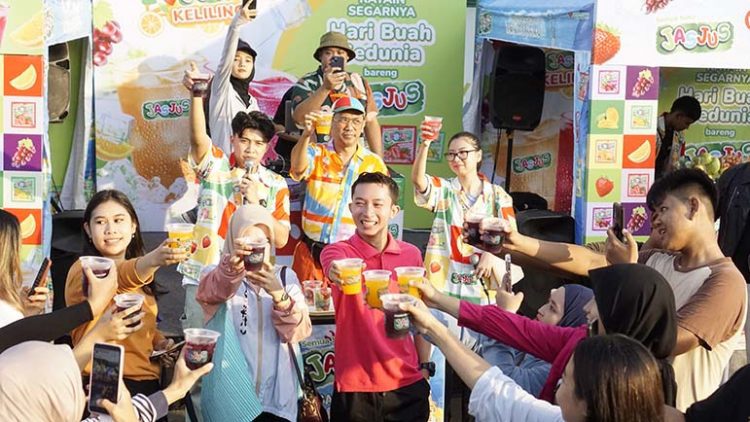 Rayakan Hari Buah Sedunia 2024, Jasjus Keliling Hadir Beri Inspirasi Cara Makan Buah Seru