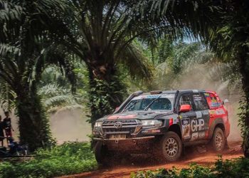 Toyota Land Cruiser 200 jadi andalah Julian Johan di AXCR 2024 (Foto : Jejelogy GHP)