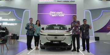 Honda Tampilkan Honda STEP WGN e:HEV dan Honda e:N1 di GIIAS Semarang 2024