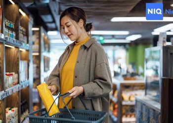NielsenIQ Mid-Year Consumer Outlook: Guide to 2025, Konsumen Indonesia Lebih Berhati-hati Berbelanja